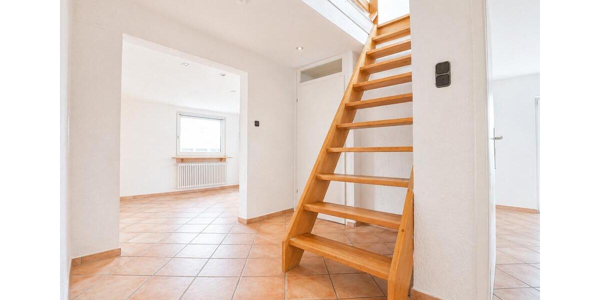Etagenwohnung Hagen Hagen-Mitte - 2 Zimmer, 80 m&sup2;, 550&euro; | Angebot:26619407