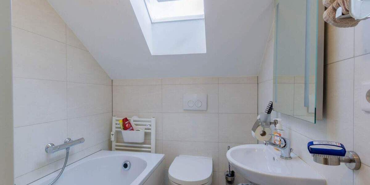 Einfamilienhaus Arnsberg Neheim-Hüsten - 8 Zimmer, 185 m&sup2;, 399.000&euro; | Angebot:25703020