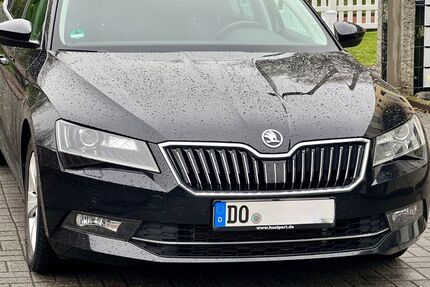 Skoda Superb 127.000 km 15.990 &euro; Dortmund 44379