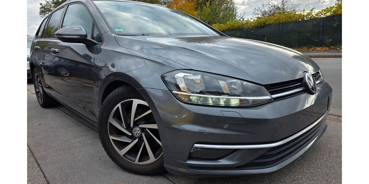 VW Golf 81.000 km 12.090 &euro; Dortmund 44147