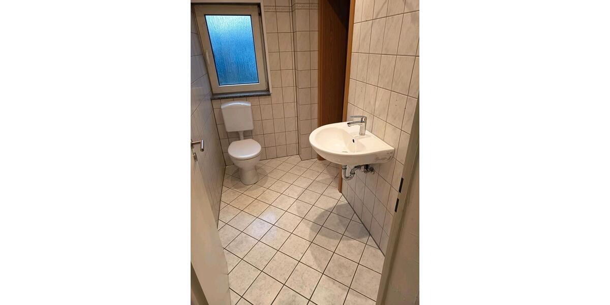 Erdgeschoßwohnung Arnsberg - 3 Zimmer, 85 m&sup2;, 800&euro; | Angebot:25269490