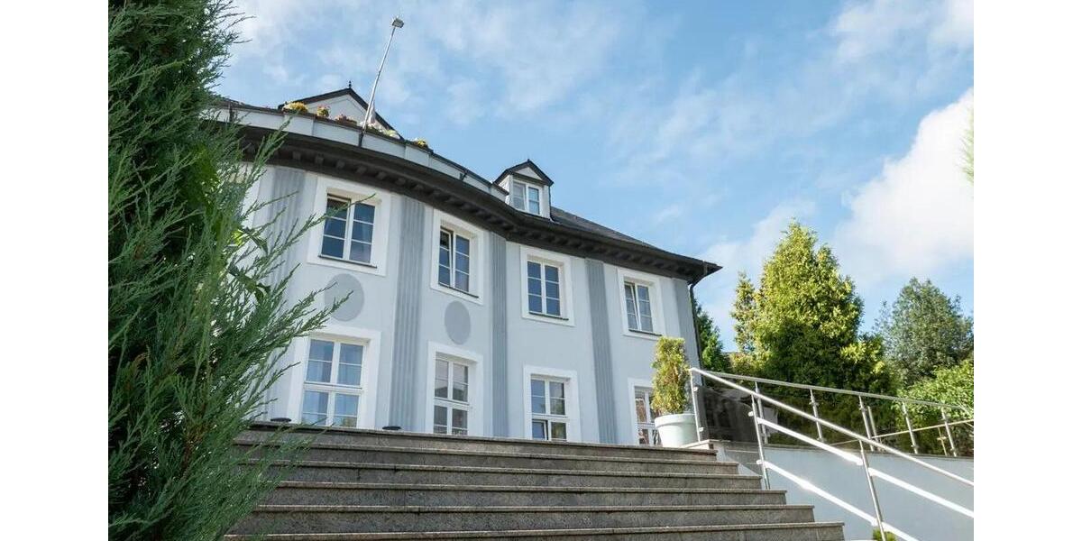 Erdgeschoßwohnung Wetter (Ruhr) - 3.5 Zimmer, 145 m&sup2;, 1.400&euro; | Angebot:26563510