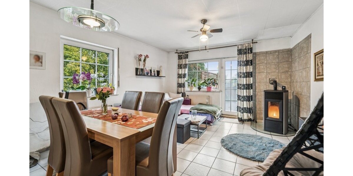 Mehrfamilienhaus mit fünf Wohneinheiten & Imbiss in Arnsberg–Gierskampen - Mehrfamilienhaus, Wohnhaus Arnsberg Obereimer | Angebot:25232860