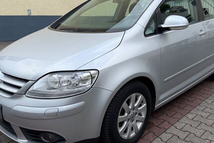 VW Golf 68.000 km 7.790 &euro; Hagen 58135