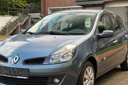 Renault Clio 73.000 km 4.990 &euro; Arnsberg 59755