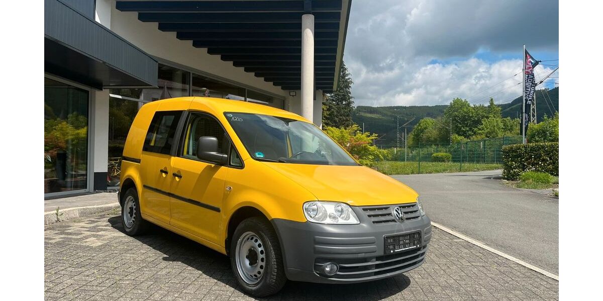 VW Caddy 85.000 km 6.950 &euro; Finnentrop 57413