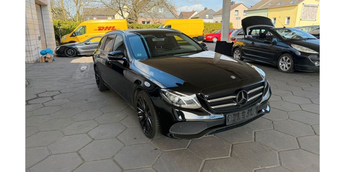 Mercedes-Benz E 220 247.624 km 14.500 &euro; Bergkamen 59192