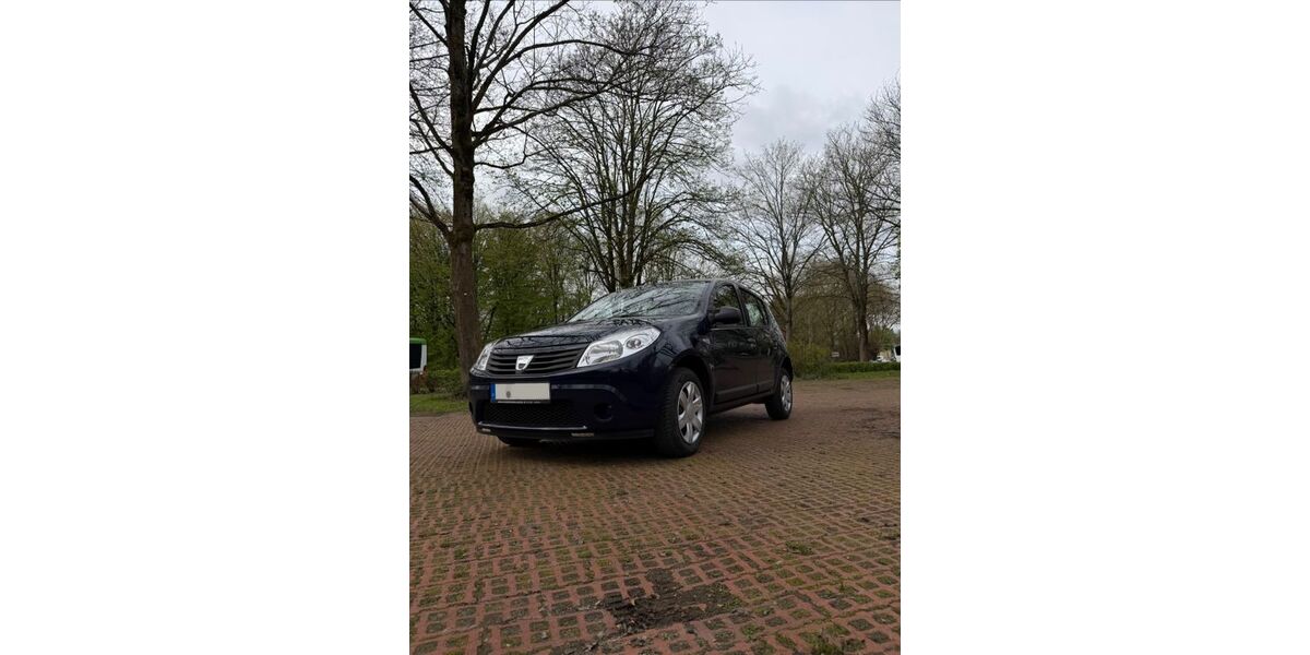 Dacia Sandero 128.000 km 1.999 &euro; Dortmund 44339