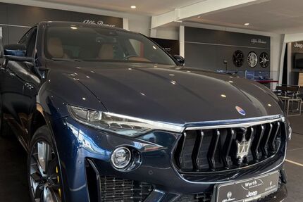 Maserati Levante 83.400 km 46.950 &euro; Schwerte 58239