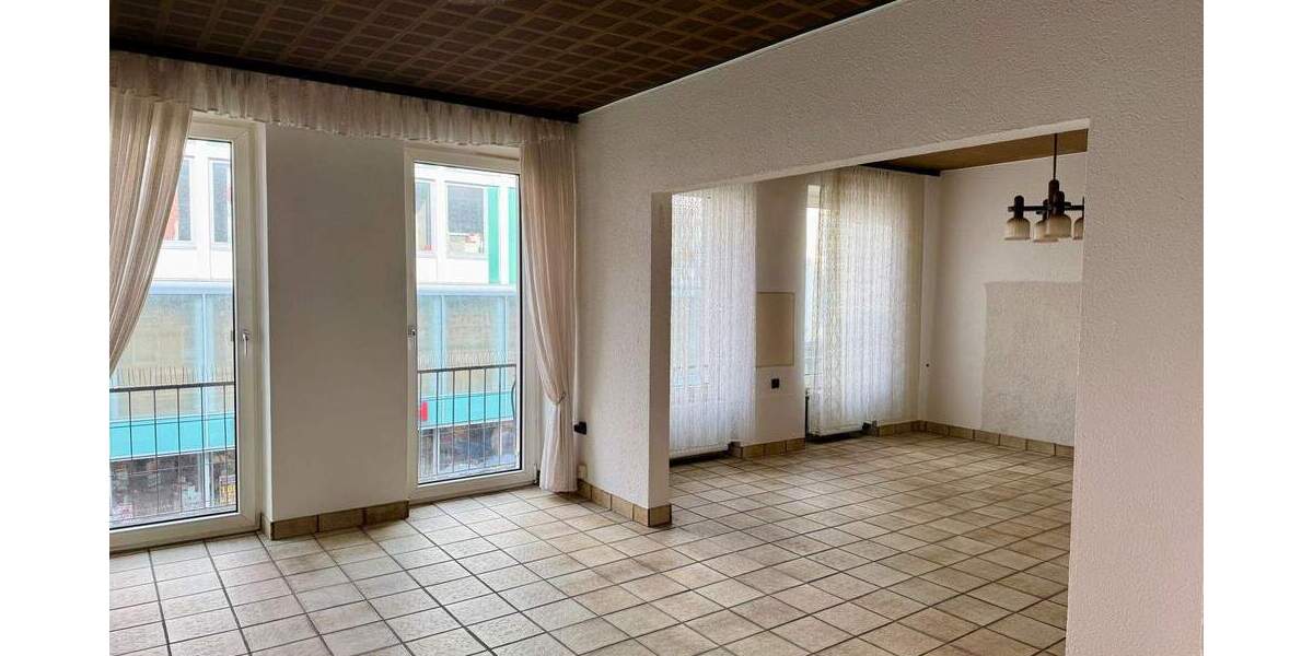 Etagenwohnung Witten Mitte - 3 Zimmer, 103 m&sup2;, 695&euro; | Angebot:25669170