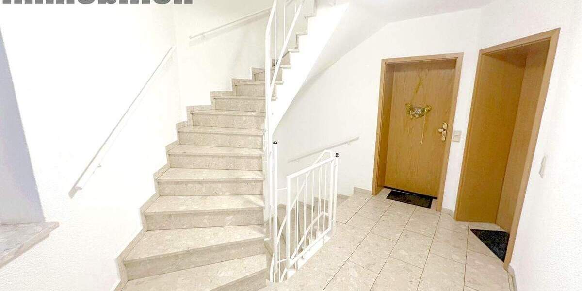 Etagenwohnung Holzwickede - 2 Zimmer, 80 m&sup2;, 189.000&euro; | Angebot:25740690