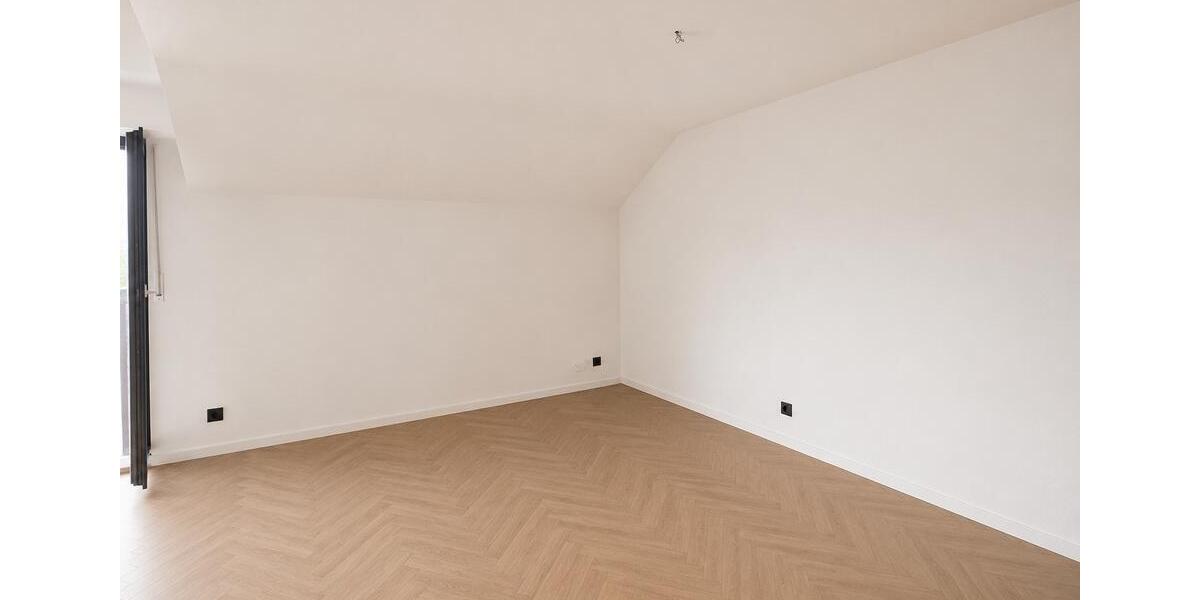 Dachgeschoßwohnung Hagen Dahl - 3 Zimmer, 87 m&sup2;, 1.000&euro; | Angebot:26640753
