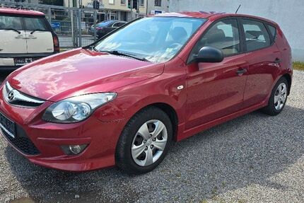 Hyundai i30 154.000 km 5.000 &euro; Dortmund 44145