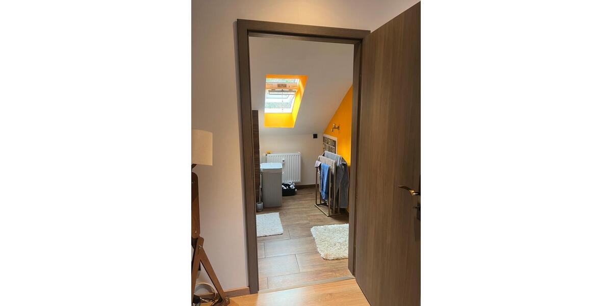 Dachgeschoßwohnung Altena - 3 Zimmer, 66 m&sup2;, 700&euro; | Angebot:26646042