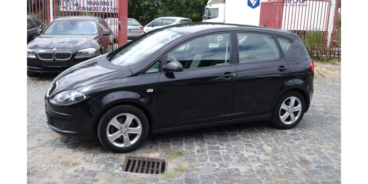 Seat Altea 109.000 km 4.950 &euro; Lünen 44532