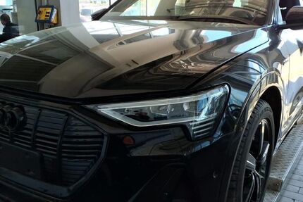 Audi e-tron 71.125 km 35.925 &euro; Hagen 58091