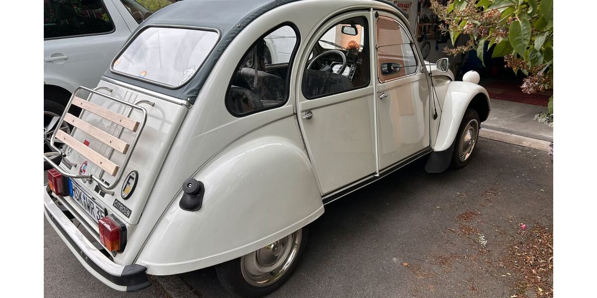 Citroen 2 CV 112.600 km 8.800 &euro; Arnsberg 59821