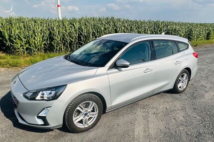 Ford Focus 55.000 km 10.999 &euro; Ense 59469