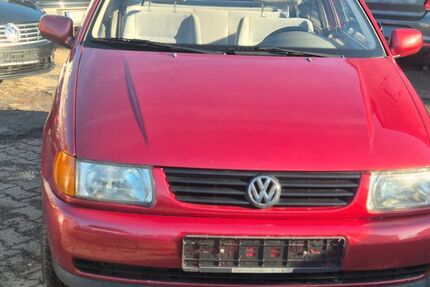 VW Polo 73.724 km 1.700 &euro; Lünen 44532