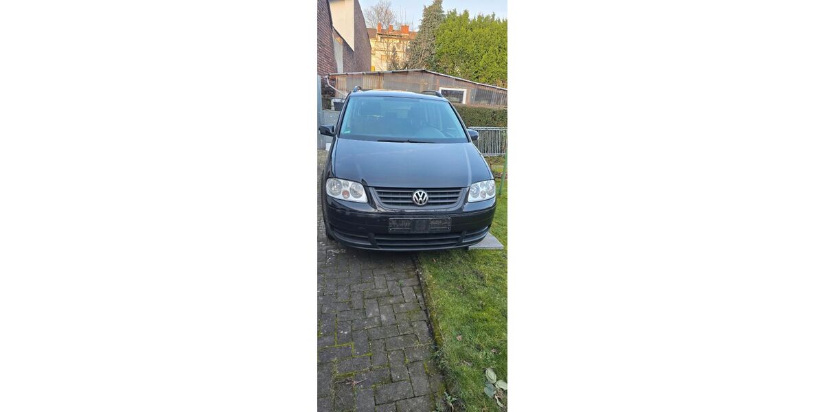 VW Touran 270.000 km 2.500 &euro; Schwerte 58239