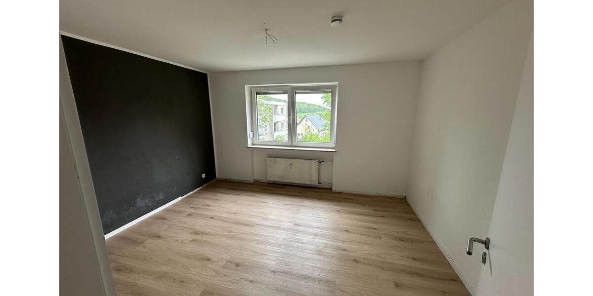 Etagenwohnung Iserlohn - 3 Zimmer, 84 m&sup2;, 720&euro; | Angebot:26615574