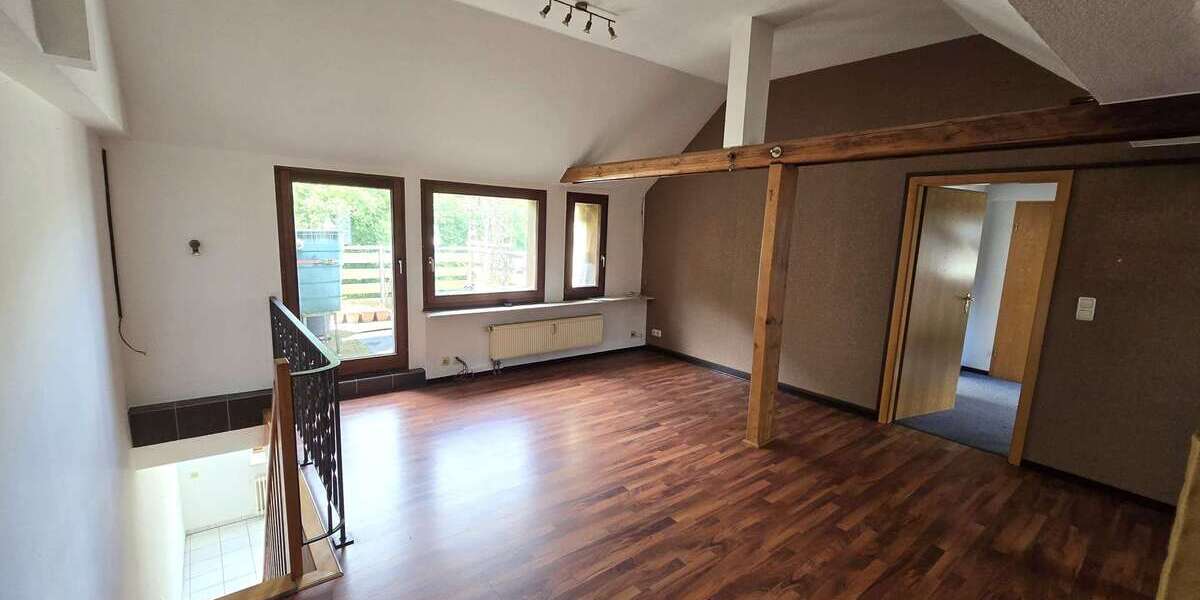 Etagenwohnung Nachrodt-Wiblingwerde Wiblingwerde - 4 Zimmer, 113 m&sup2;, 109.000&euro; | Angebot:22078309