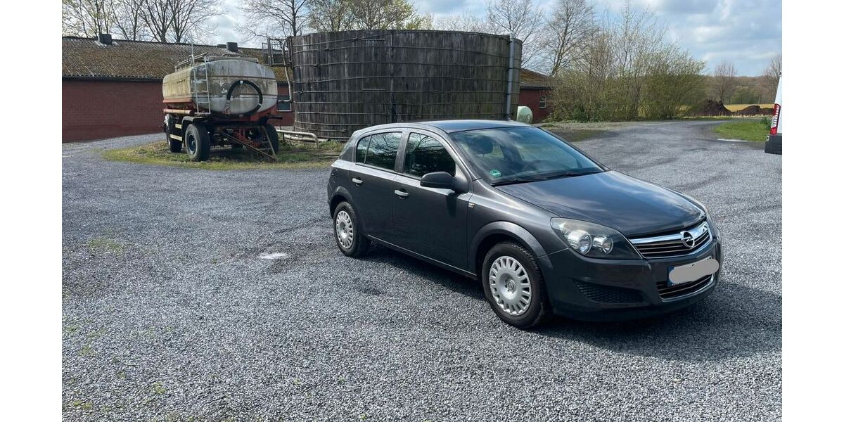 Opel Astra 157.825 km 2.999 &euro; Kamen 59174