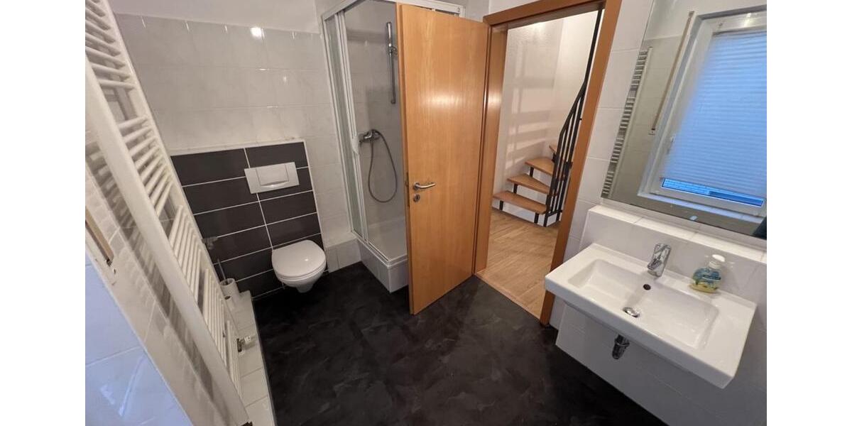 Doppelhaushälfte Dortmund Hombruch - 5 Zimmer, 185 m&sup2;, 2.300&euro; | Angebot:25245632