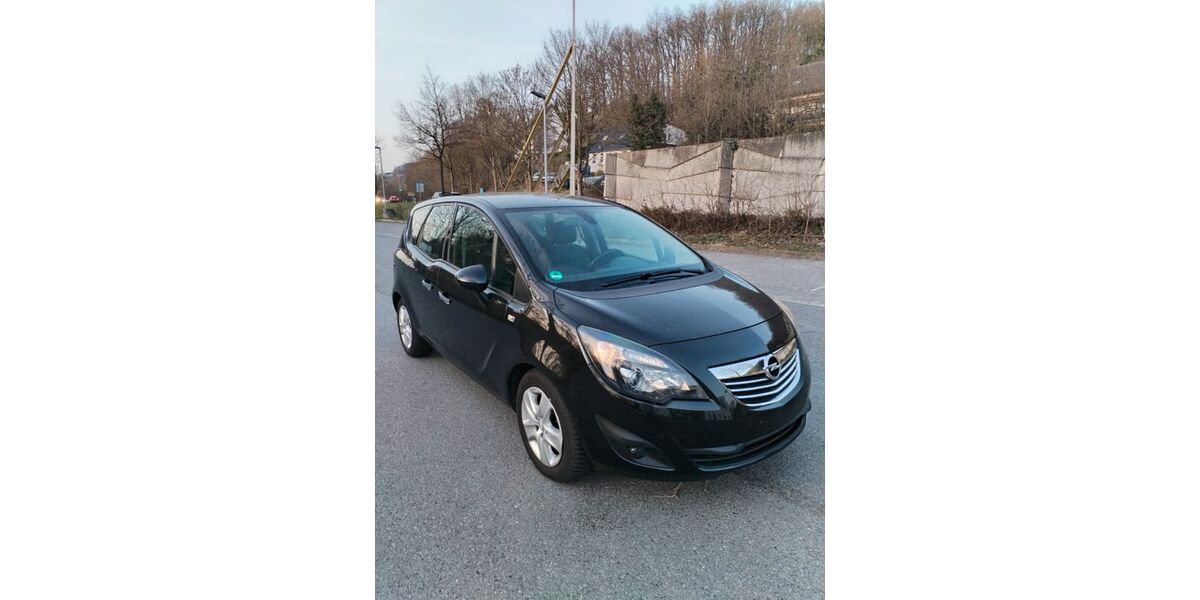 Opel Meriva 138.000 km 5.500 &euro; Sundern 59846