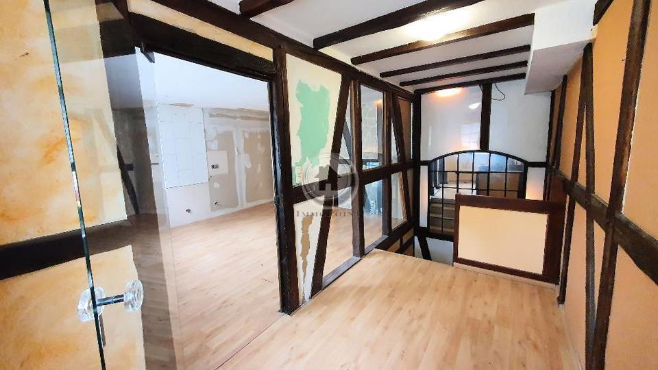 Etagenwohnung Iserlohn - 4.5 Zimmer, 150 m&sup2;, 1.190&euro; | Angebot:26640319