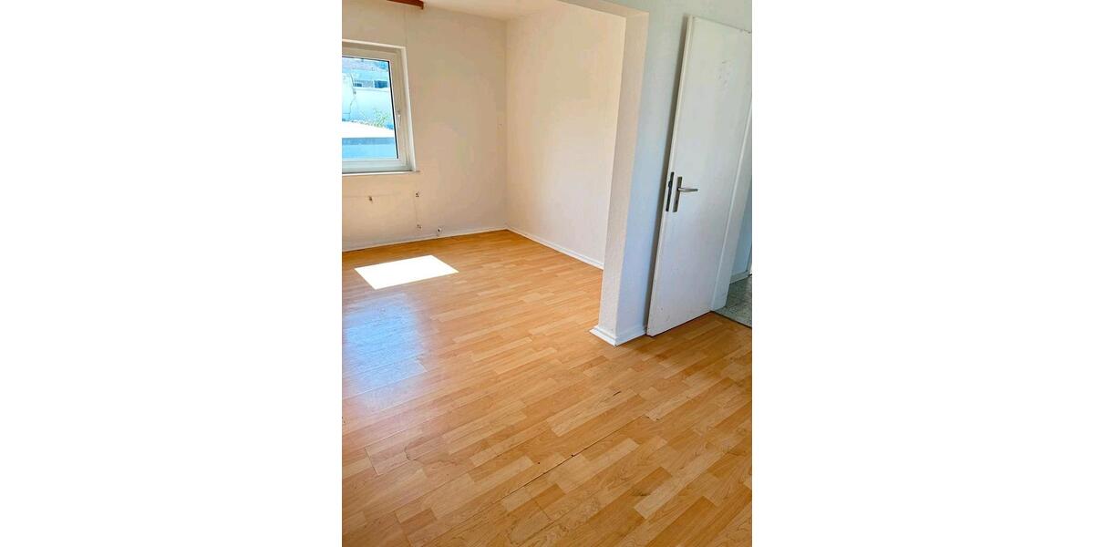 Etagenwohnung Hemer - 3 Zimmer, 70 m&sup2;, 600&euro; | Angebot:26639540
