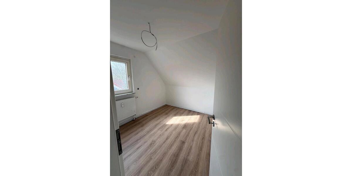 Etagenwohnung Bergkamen - 3 Zimmer, 74 m&sup2;, 750&euro; | Angebot:25854388