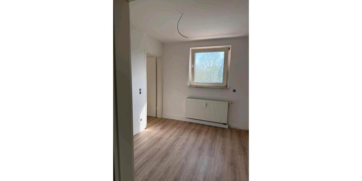 Etagenwohnung Bergkamen - 3 Zimmer, 74 m&sup2;, 750&euro; | Angebot:25854388
