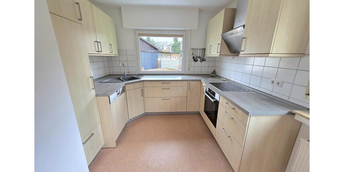 Erdgeschoßwohnung Herscheid - 4 Zimmer, 100 m&sup2;, 700&euro; | Angebot:25257002