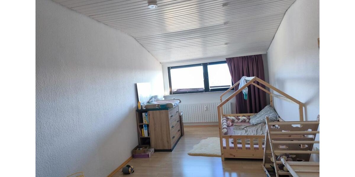 Dachgeschoßwohnung Arnsberg Obereimer - 3 Zimmer, 108 m&sup2;, 570&euro; | Angebot:24918578