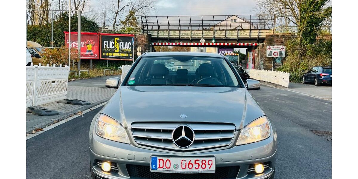 Mercedes-Benz C 250 114.000 km 8.499 &euro; Dortmund 44147