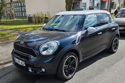 Mini Countryman S (Cooper) 142.642 km 8.200 &euro; Dortmund 44267