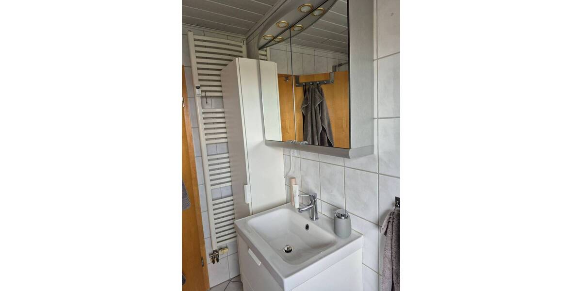 Etagenwohnung Lüdenscheid Augustenthal - 3 Zimmer, 83 m&sup2;, 199.000&euro; | Angebot:25660602