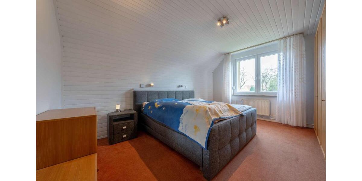 Etagenwohnung Lünen - 3 Zimmer, 107 m&sup2;, 856&euro; | Angebot:26636035