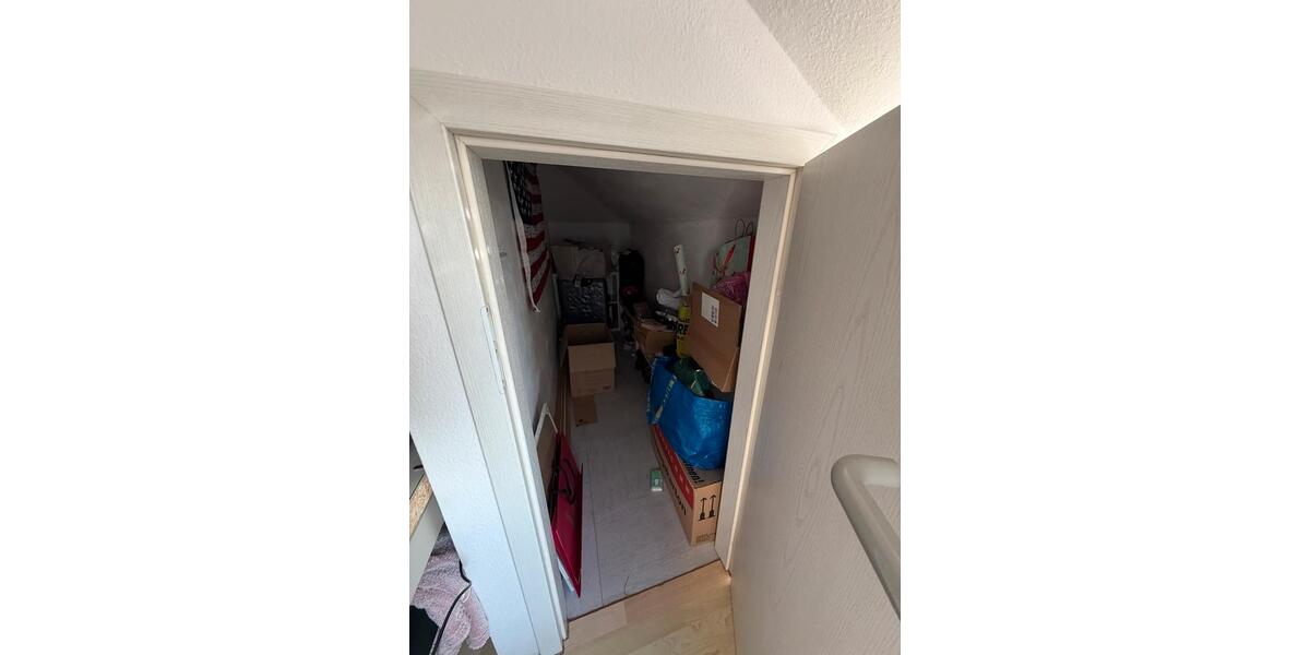 Dachgeschoßwohnung Lünen - 2.5 Zimmer, 53 m&sup2;, 700&euro; | Angebot:26489845