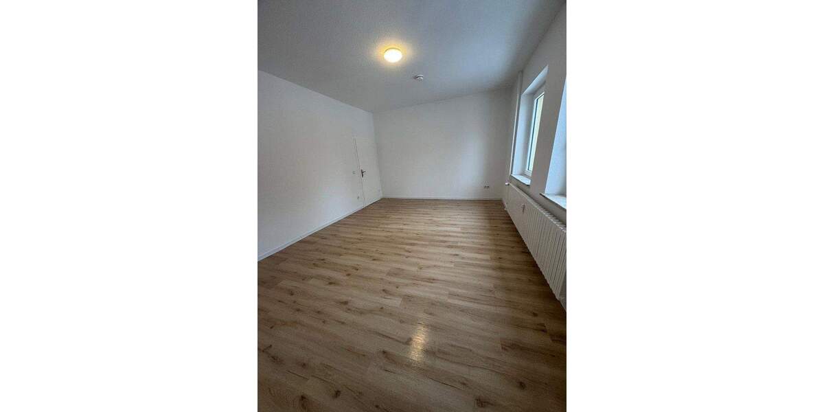 Etagenwohnung Witten Annen - 3 Zimmer, 85 m&sup2;, 890&euro; | Angebot:25910520