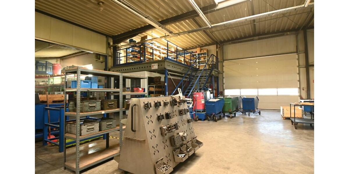 Gewerbeobjekt Ense - 3.900&euro; | Angebot:24816384