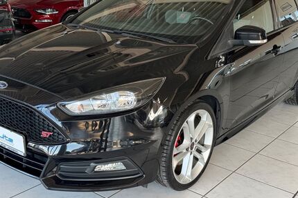Ford Focus 148.450 km 11.790 &euro; Arnsberg 59759