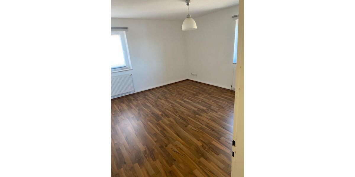 Etagenwohnung Iserlohn - 2 Zimmer, 65 m&sup2;, 390&euro; | Angebot:24847844