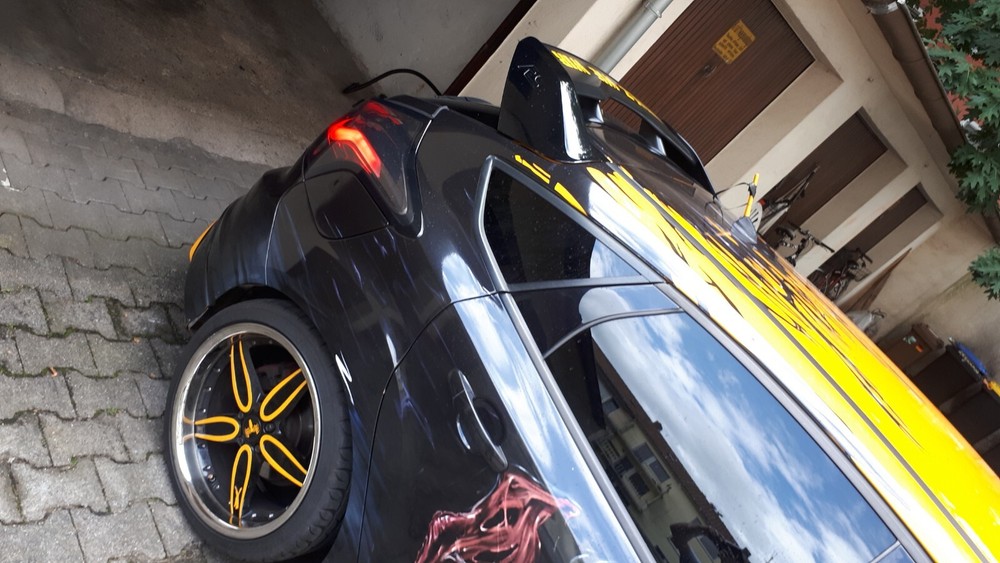 Ford Focus 97.000 km 15.990 &euro; Dortmund 44135