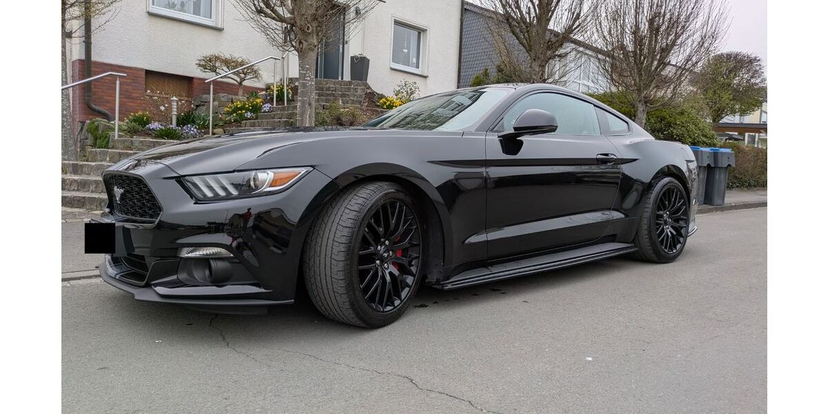 Ford Mustang 62.381 km 29.900 &euro; Arnsberg 59821