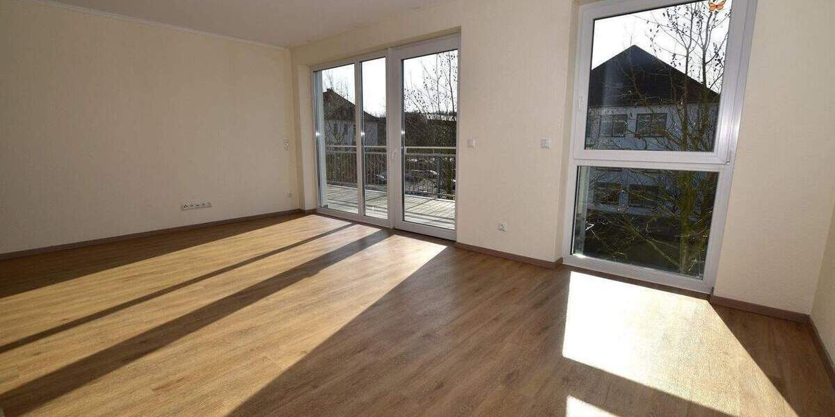 Etagenwohnung Hemer - 2 Zimmer, 83 m&sup2;, 995&euro; | Angebot:26470808