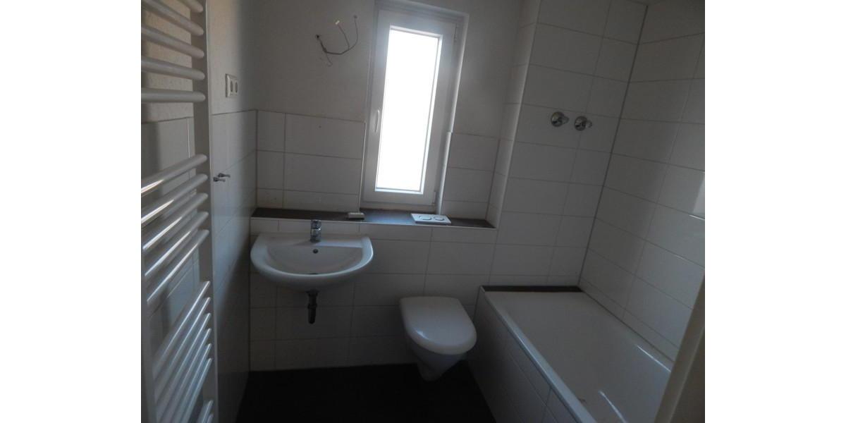 Dachgeschoßwohnung Lüdenscheid - 2.5 Zimmer, 46 m&sup2;, 380&euro; | Angebot:23567353
