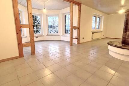 Wohnung Kierspe - 3.5 Zimmer, 110 m&sup2;, 890&euro; | Angebot:26560397