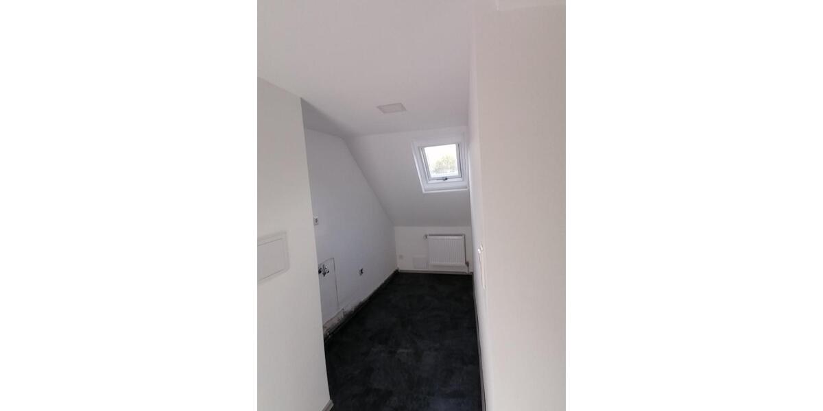 Dachgeschoßwohnung Iserlohn Grüne - 3 Zimmer, 60 m&sup2;, 520&euro; | Angebot:25478956